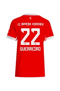Bayern Munich Raphael Guerreiro #22 Jalkapallovaatteet Naisten Kotipaita 2025-26 Lyhythihainen